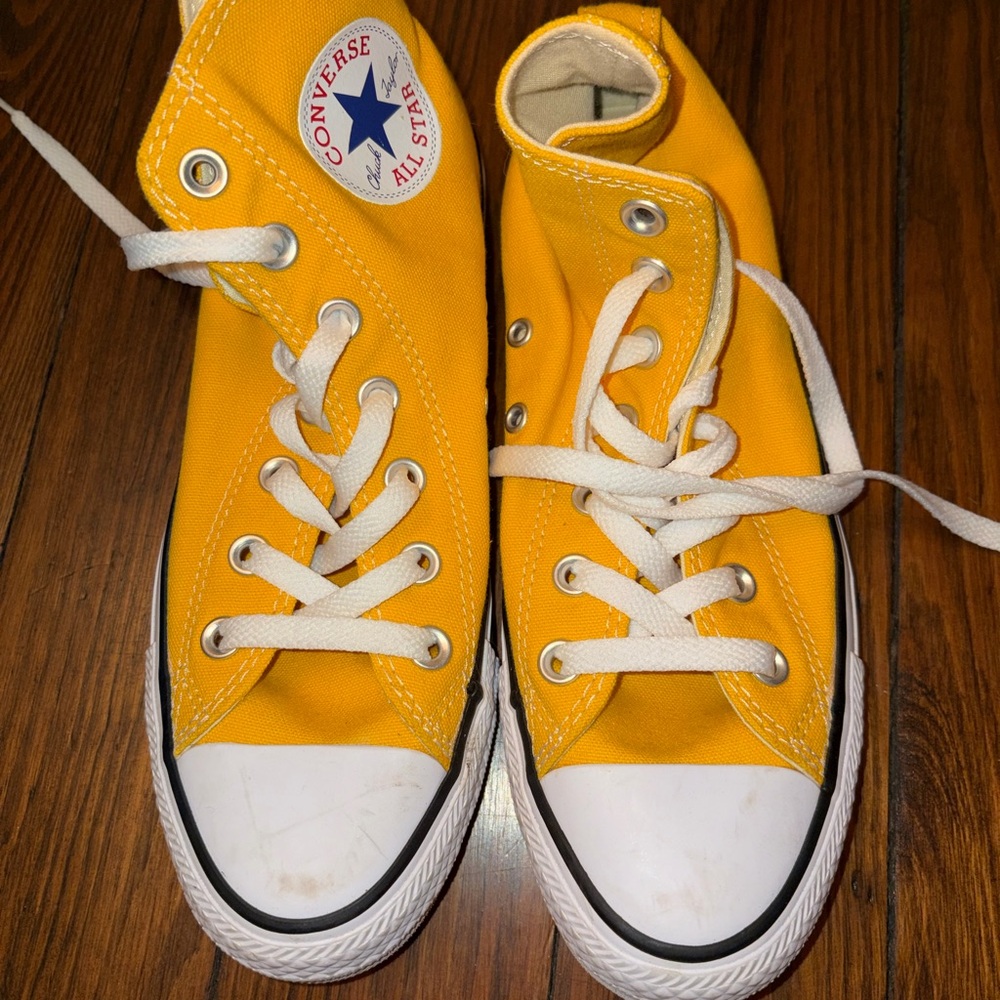 Converse Yellow High-Tops
